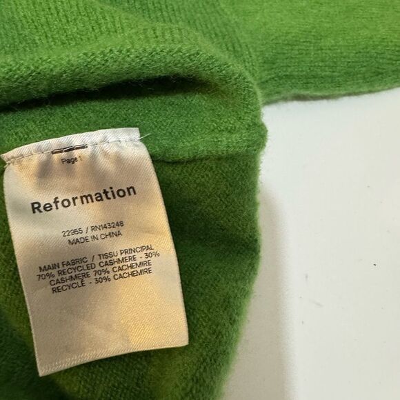 Reformation Idan Cropped Cashmere Crew Sweater - Picture 15 of 16